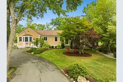 497 E Washington St, Hanson, MA 02341 - Photo 1