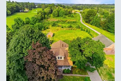 102 King St, Groveland, MA 01834 - Photo 1