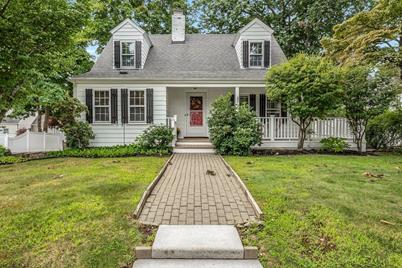 5 Chase Rd, Stoneham, MA 02180 - Photo 1