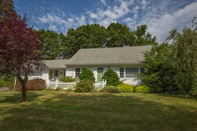 176 Wolf Swamp Rd, Longmeadow, MA 01106 - Photo 1