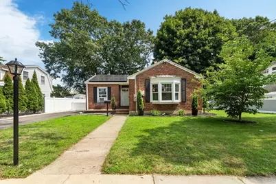 17 Dewitt Rd, Stoneham, MA 02180 - Photo 1