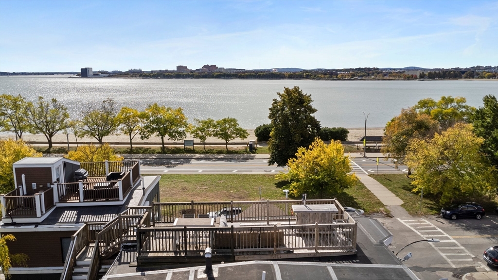 208 H St, Boston, MA 02127 - MLS 73285307 - Coldwell Banker