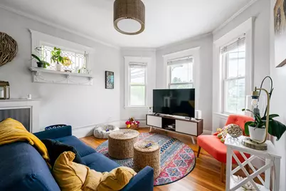 1051 Massachusetts Avenue #3, Arlington, MA 02476 - Photo 1