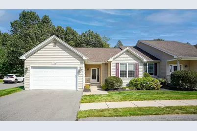 15 Jacobs Way #15, South Hadley, MA 01075 - Photo 1