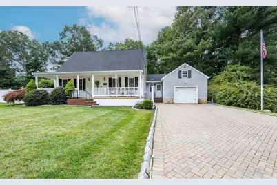 79 Duffy Dr, Taunton, MA 02780 - Photo 1