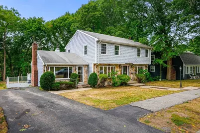 17 Patricia Dr, Milton, MA 02186 - Photo 1