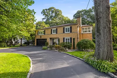 22 Oak Ridge Rd, Reading, MA 01867 - Photo 1