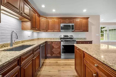 4 Sabrina Way #B, Agawam, MA 01001 - Photo 1