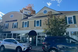 60 Railroad Ave, Hamilton, MA 01984 - Photo 1