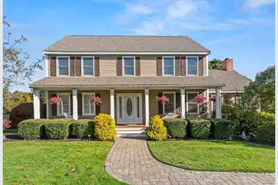 21 Lakeview Ave, Danvers, MA 01923 - Photo 1