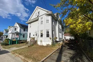 137-139 Commonwealth Ave, Springfield, MA 01108 - Photo 1