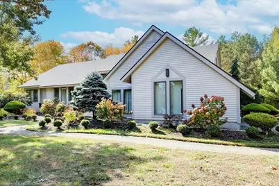 85 Peabody St, Middleton, MA 01949 - Photo 1