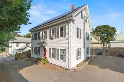 39 Wright St, Stoneham, MA 02180 - Photo 1