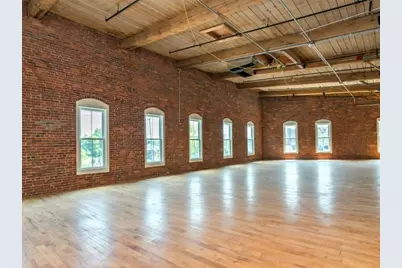 77 Elm St #202B, Amesbury, MA 01913 - Photo 1