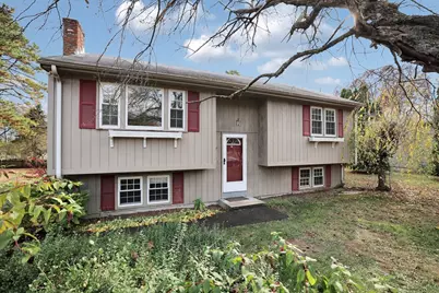 37 Roxanne Square, North Attleboro, MA 02760 - Photo 1