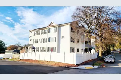 42 Bridgeport St, Worcester, MA 01604 - Photo 1