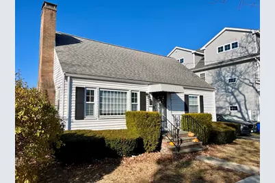 32 River St, Arlington, MA 02474 - Photo 1