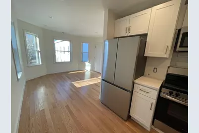 95 Phillips #1, Methuen, MA 01844 - Photo 1