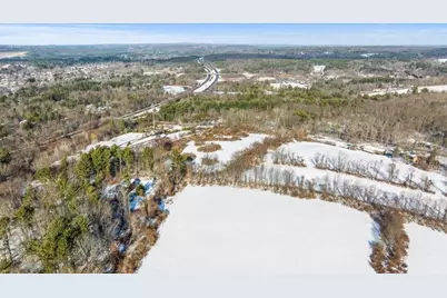 74 Huguenot Rd, Oxford, MA 01540 - Photo 1