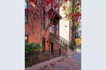 52 Rutland Sq #2, Boston, MA 02118 - Photo 1