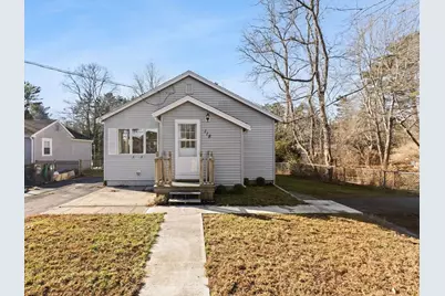 118 Lingan Street, Halifax, MA 02338 - Photo 1