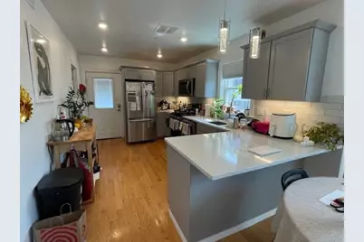 6 Beech St #3, Cambridge, MA 02140 - Photo 1