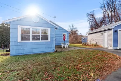 22 Elm Ct, Millbury, MA 01527 - Photo 1