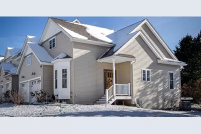 32 Garett Way #32, Holliston, MA 01746 - Photo 1