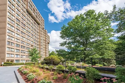 250 Hammond Pond Pkwy #808N, Newton, MA 02467 - Photo 1