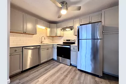 134 North St #4, Newton, MA 02460 - Photo 1