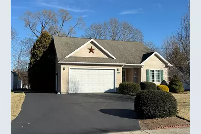 61 Park Avenue, Webster, MA 01570 - Photo 1