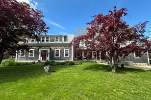 85 Summit St, Halifax, MA 02338 - Photo 1