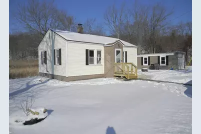 31 Travers St, Gardner, MA 01440 - Photo 1