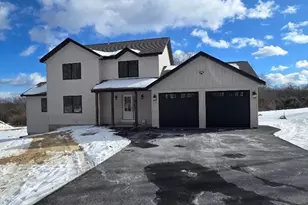 5 Whitney Rd, Phillipston, MA 01331 - Photo 1