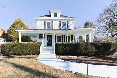 132 Franklin St #1, Wrentham, MA 02093 - Photo 1