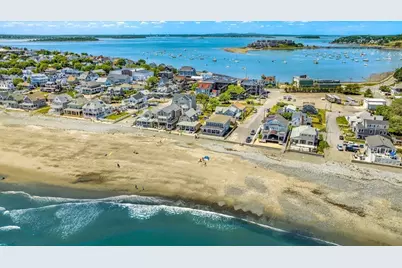 351 Beach Ave, Hull, MA 02045 - Photo 1