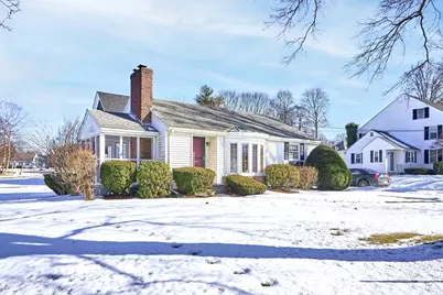 31 Rivercliff Rd, Lowell, MA 01852 - Photo 1