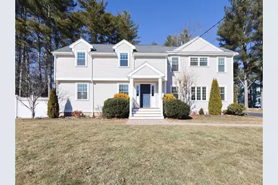 341 South St, Medfield, MA 02052 - Photo 1