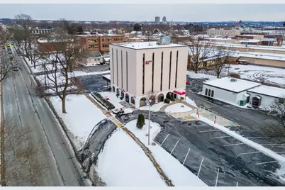 225 Park Ave #4, West Springfield, MA 01089 - Photo 1