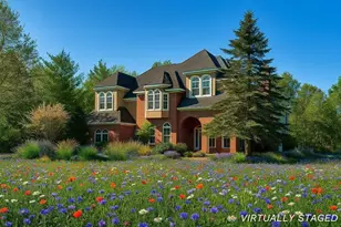 1 Pheasant Wy, Pittsfield, MA 01201 - Photo 1