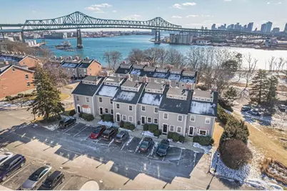 28 Breakwater Dr #16, Chelsea, MA 02150 - Photo 1