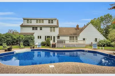 204 Houghtons Mill Rd, Lunenburg, MA 01462 - Photo 1