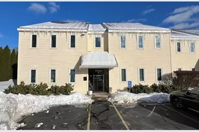 4 Courthouse Ln #3, Chelmsford, MA 01824 - Photo 1