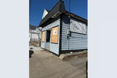 150 Pond St, Pawtucket, RI 02860 - Photo 1