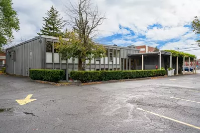 51 Locust St #3, Northampton, MA 01060 - Photo 1