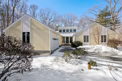 11 Circle Way, Sharon, MA 02067 - Photo 1