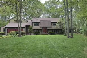 66 Holly Ridge Dr, Sandwich, MA 02563 - Photo 1