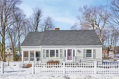 24 Pelham Ave, Methuen, MA 01844 - Photo 1