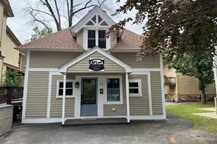 51A Cedar St, Worcester, MA 01609 - Photo 1