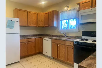 3 Hawkes St #2, Marblehead, MA 01945 - Photo 1